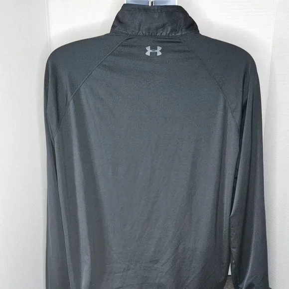 Under Armour Long Sleeve 1/4 Zip, Dark Grey. Large - Picture 3 of 5